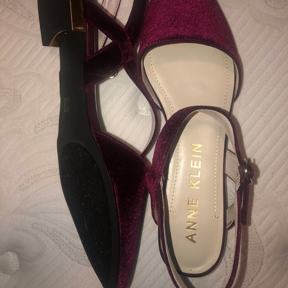 Anne Klein Ankle strap sandal - Picture 5 of 5